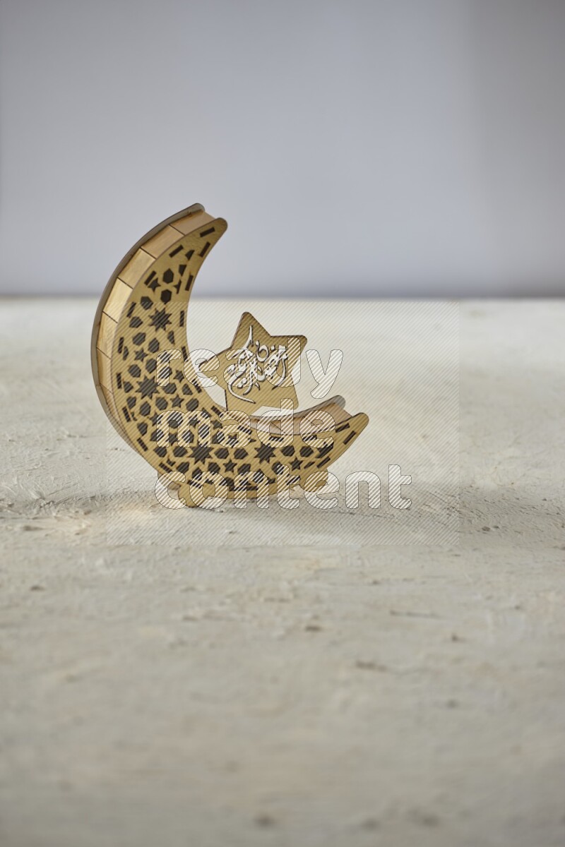 فانوس موضوع علي خلفية بيضاء